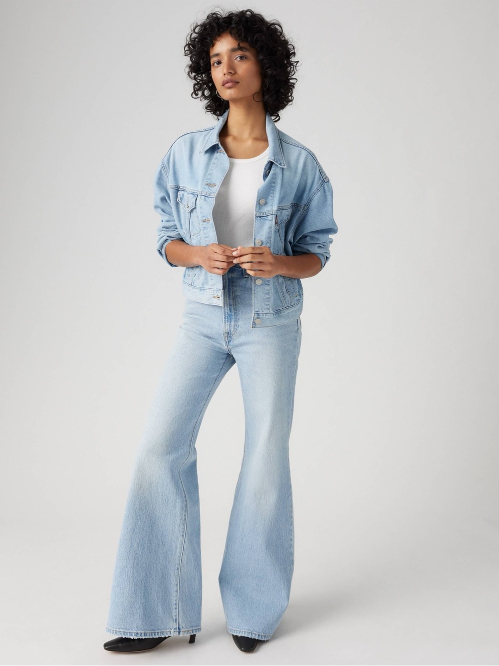 Levi's Premium RIBCAGE BELL WOMEN'S JEANS 31x34 Light Wash
